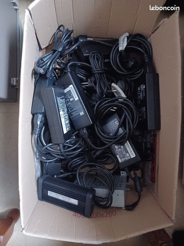 Blocs d'alimentation chargeur de PC portables fonctionnels (en bon état) (image 1)