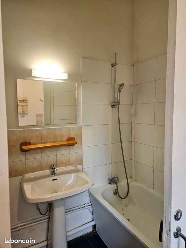 Appartement a louer begles - 1 pièce(s) - 18 m2 - Surfyn