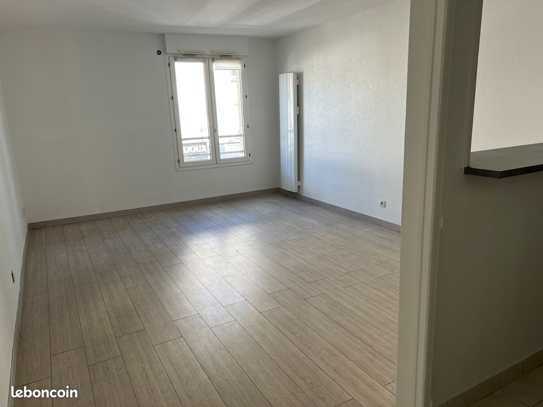 Appartement 1 pièce 32 m² · à Pontault-Combault · 32 m² · 129 000 €