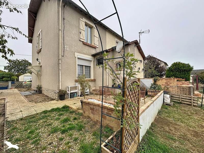 Maison 5 pièces 91 m² · à Lunery · 91 m² · 101 992 €