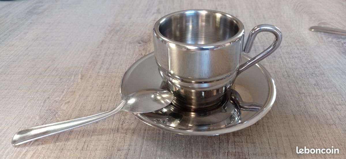 2 + 2 tasses à café + soucoupes - Arts de la table
