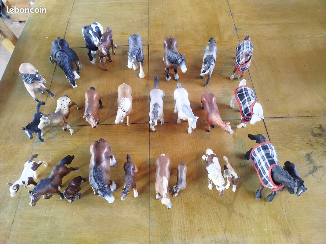 27 figurines chevaux Schleich (image 2)