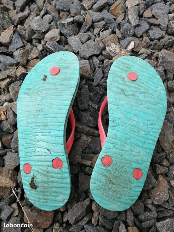 Tongs (image 2)