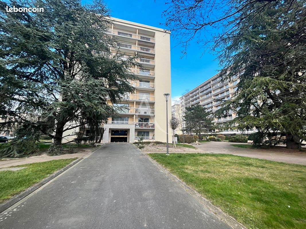 Appartement 2 pièces 58 m² · à Reims · 58 m² · 702 €