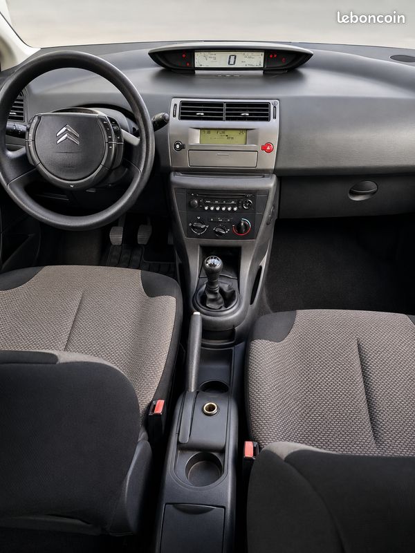 Citroën C4 1.4i 16V 90 ch – 167 800 km – Essence – 2010 (image 3)