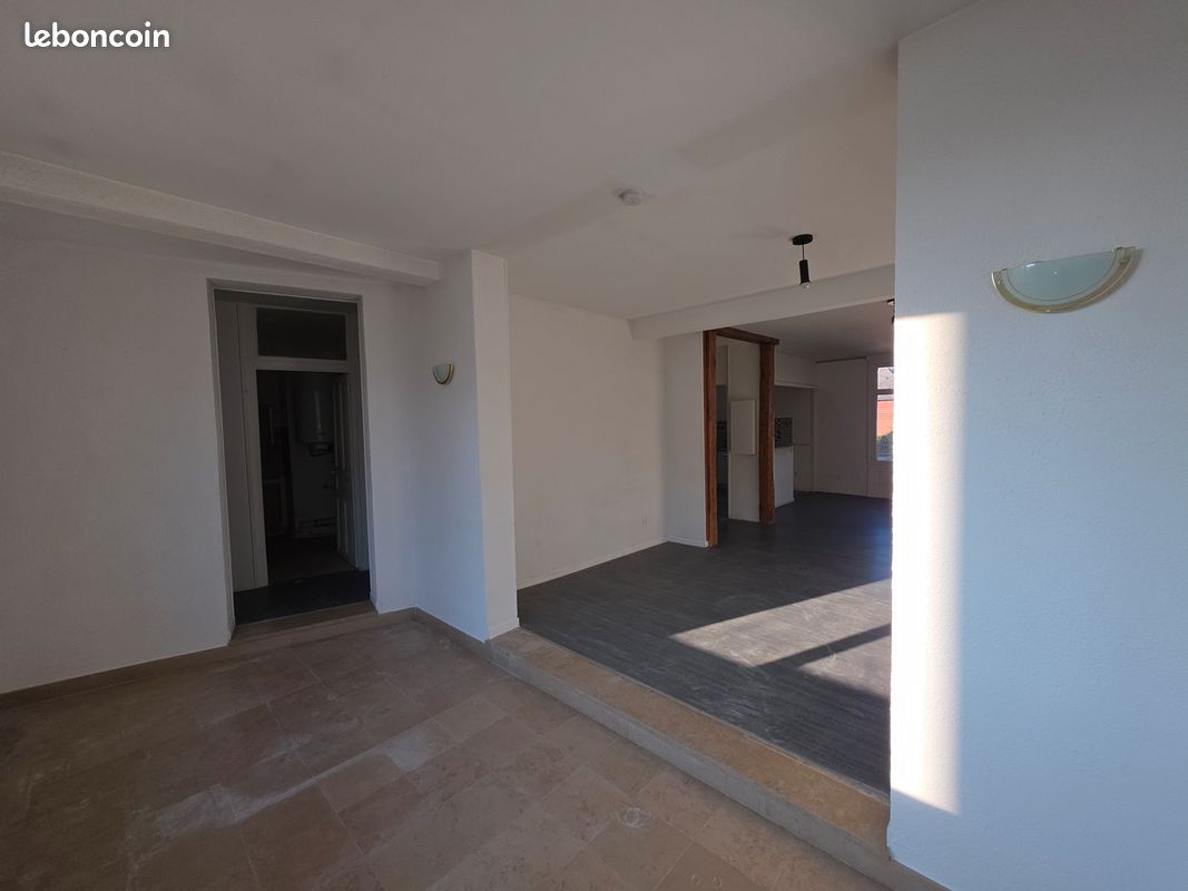 Appartement 4 pièces 105 m² · à Chauny · 105 m² · 890 €/mois