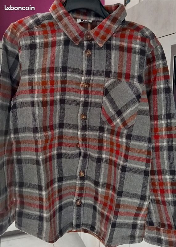 Belle Chemise Garçon Tape à L'OEIL Taille 6ans (image 2)