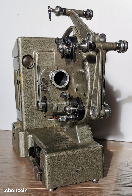 PROJECTEUR HEURTIER MODEL MONOSON.EN .8mm FILM BOBINE VALISE.LAMPE 500 WATTS. EUR 57,00 - FR