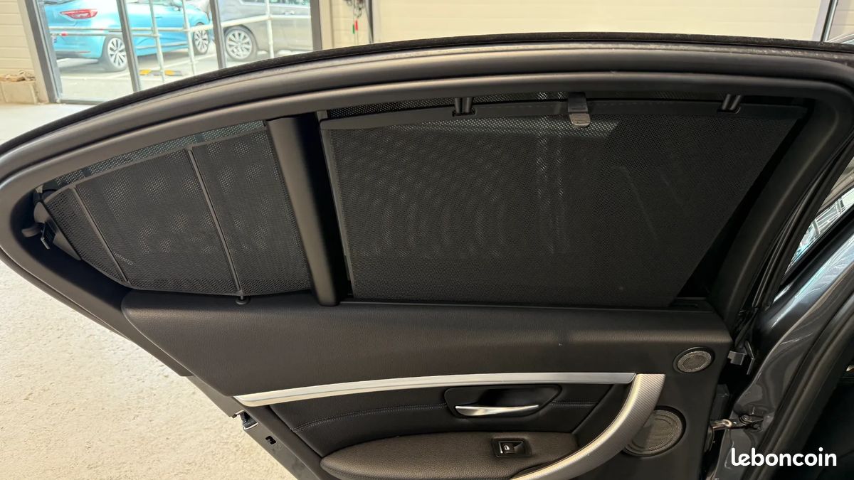 BMW Série 330e 252ch M Sport - Stage 2 - Éthanol - Suivi complet - Caméras 360 - Toit ouvrant - Harman Kardon - Apple CarPlay - Affichage tête haute - 390 ch (image 30)