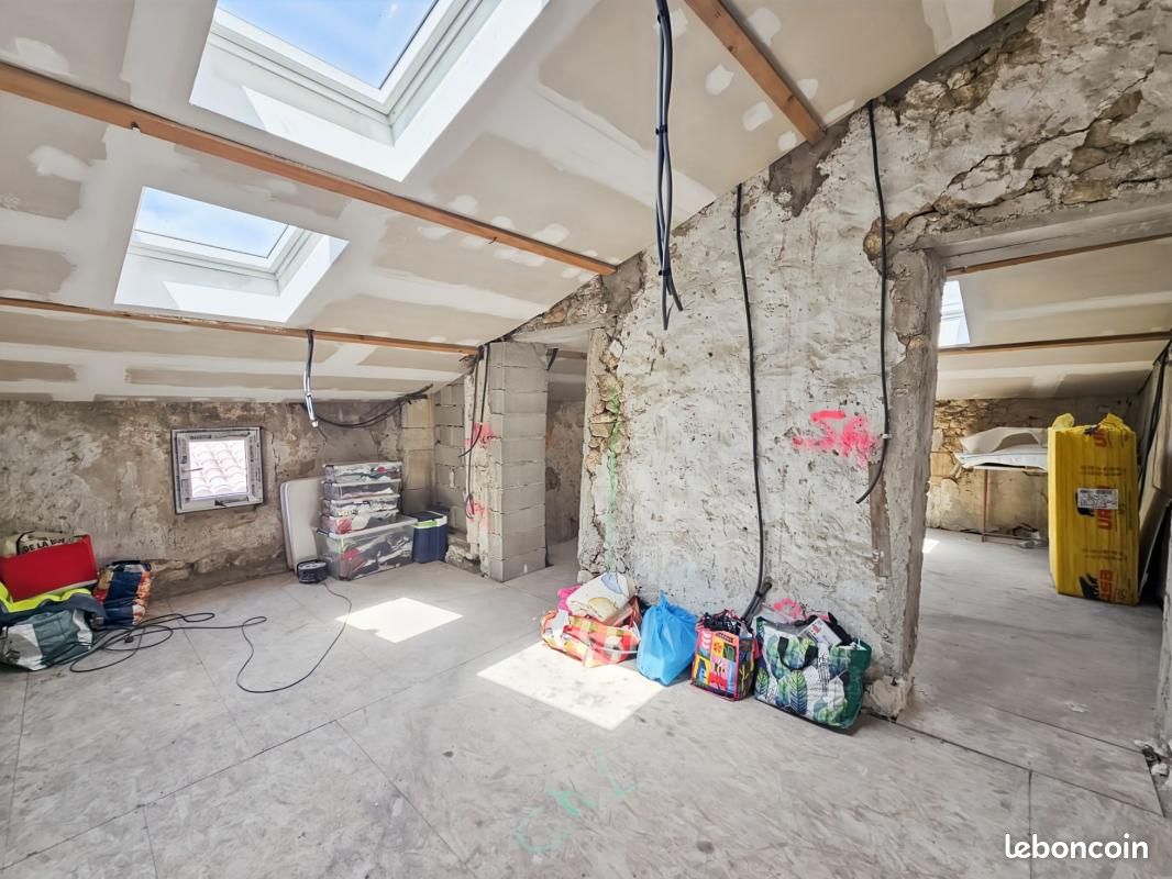 Maison 3 pièces 85 m² · à Montfrin · 85 m² · 105 000 €