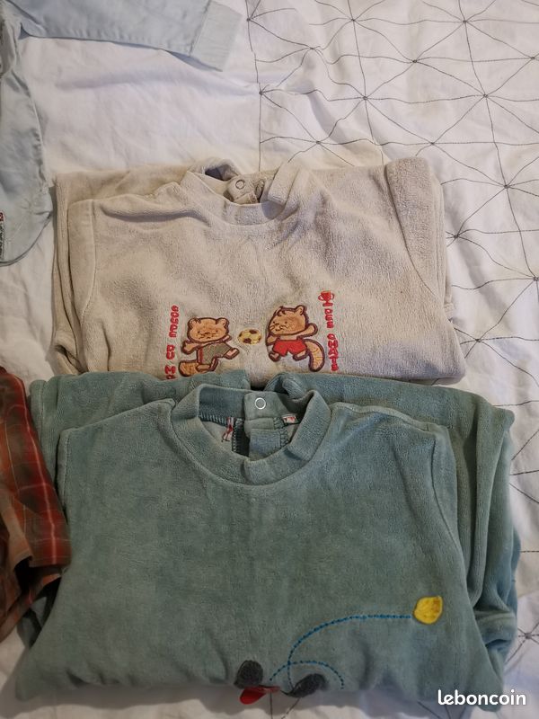 Lot vêtements 18 mois garçon : Chemises / grenouillères (image 3)