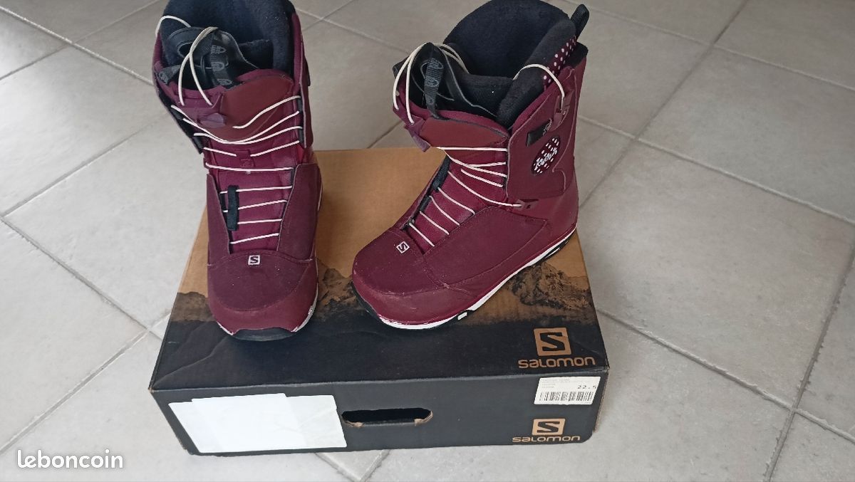 Boots snowboard Salomon taille 34/35 Sport Plein air