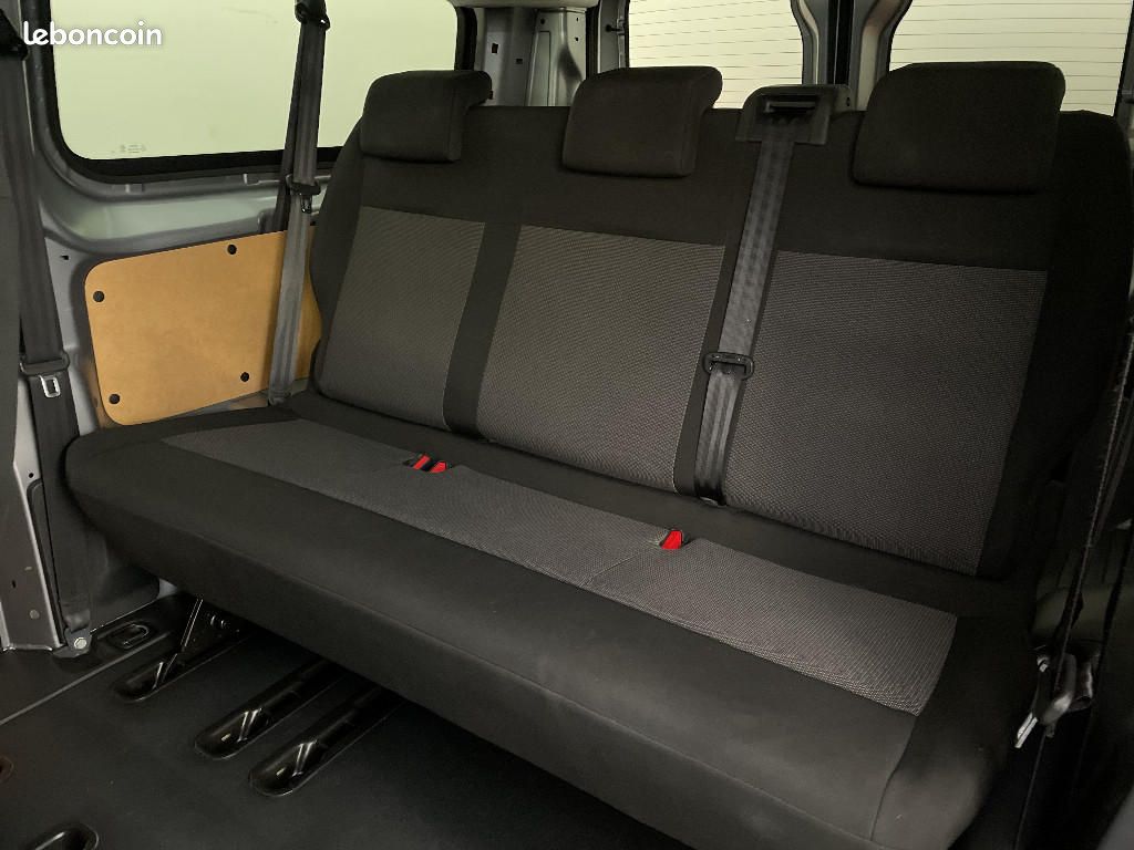 Toyota PROACE COMBI MC23 Long 2.0L 140 D-4D BVM6 Dynamic Confort (image 16)