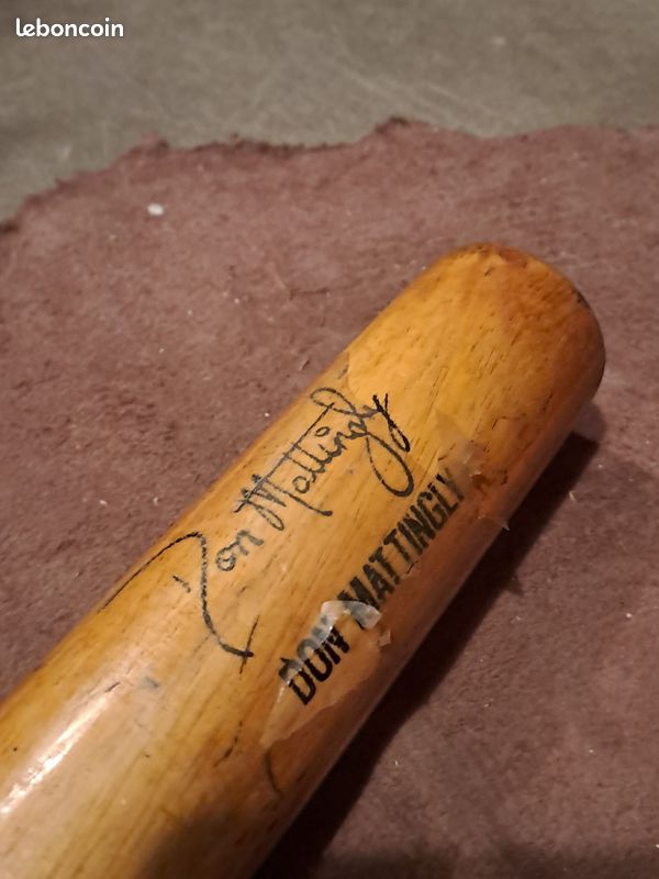 Batte De Baseball Americain En Bois – MFH, 32 Pouces, Couleur Naturelle