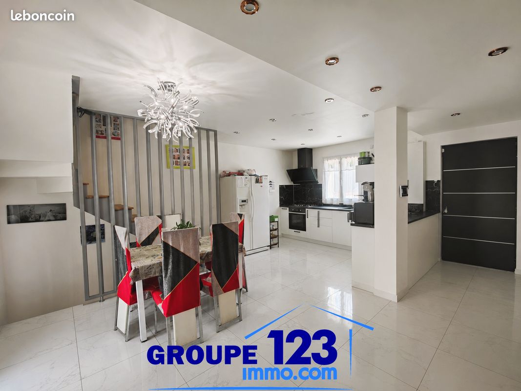 Maison 4 pièces 81 m² · à Cézy · 81 m² · 169 000 €