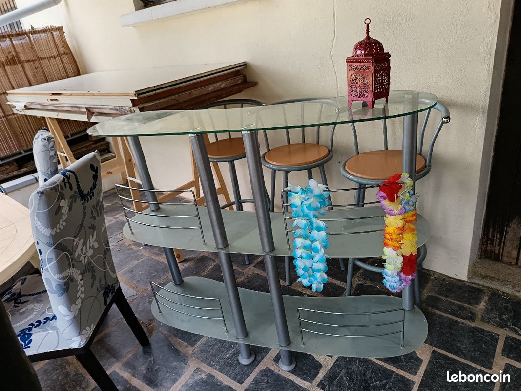 Vend bar en verre + chaises (image 1)