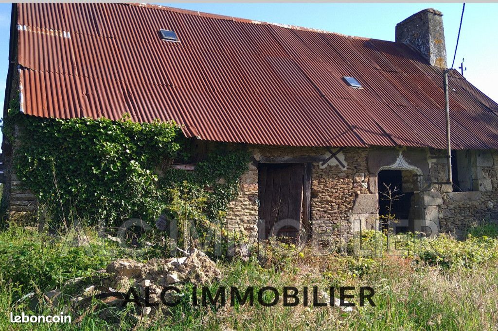 Maison 2 pièces 61 m² · à Saint-Pierre-des-Nids · 61 m² · 23 990 €
