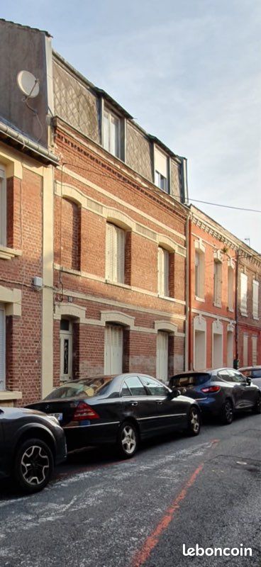Maison 14 pièces 200 m² · à Saint-Quentin · 200 m² · 169 000 €