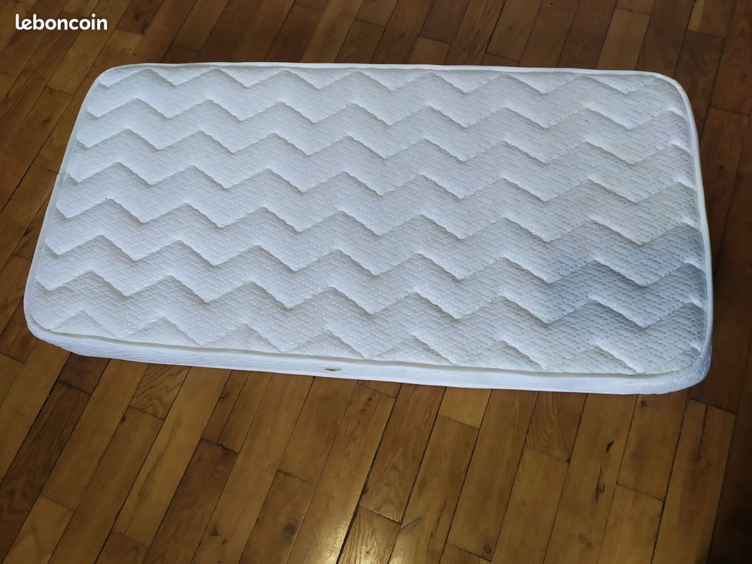 Matelas bébé (image 1)
