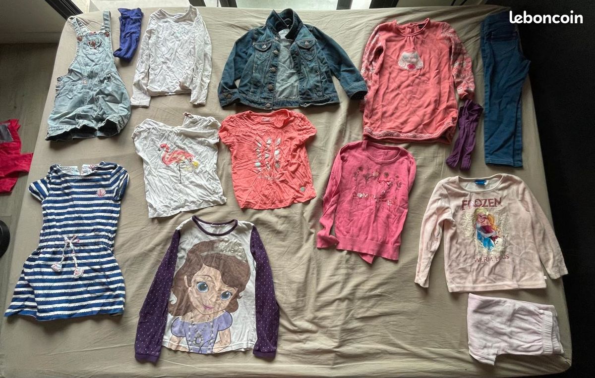 Lot De 9 Vêtements D'été Pour Fille 4 Ans - T-shirts, Shorts, Jupes Multicolores