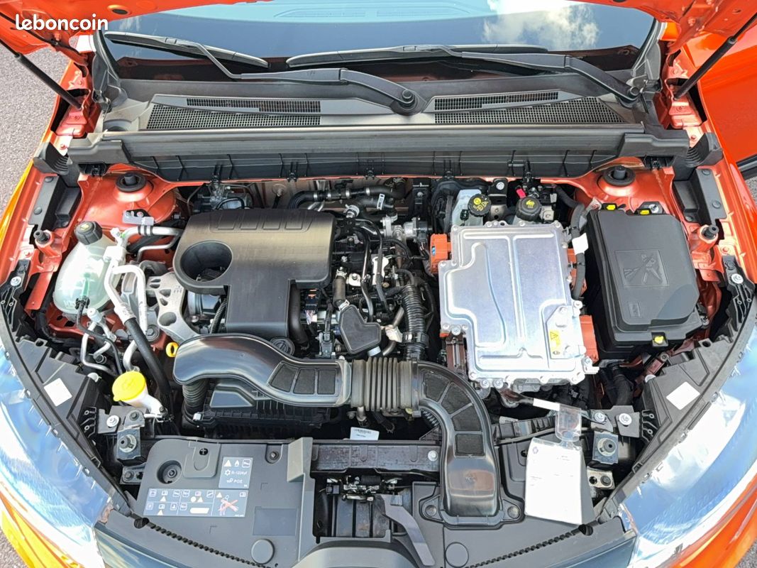 RENAULT Arkana E-Tech 145 - 21B R.S. Line (image 27)