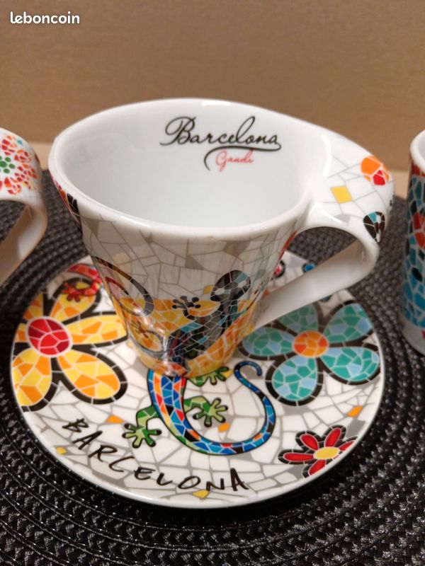 Vend trio de trois jolies tasses mosaïques barcelona gandi (neuf) (image 4)
