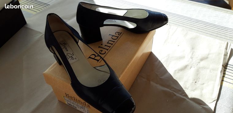 Chaussures femme fermées petit talon