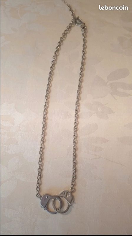 Collier menottes (image 2)