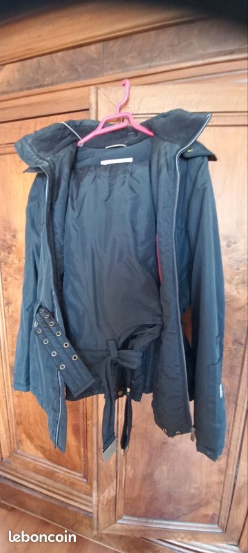 Tenue de ski pantalon et blouson marque Dorotennis noir taille T3 (image 8)
