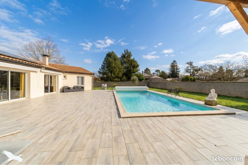 Maison 4 pièces 109 m² · à Jonzac · 109 m² · 251 904 €