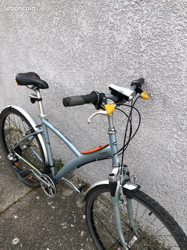 Magnifique vélo vtc B’twin 5 Adulte grande taille en très bon état dispo de suite (image 7)