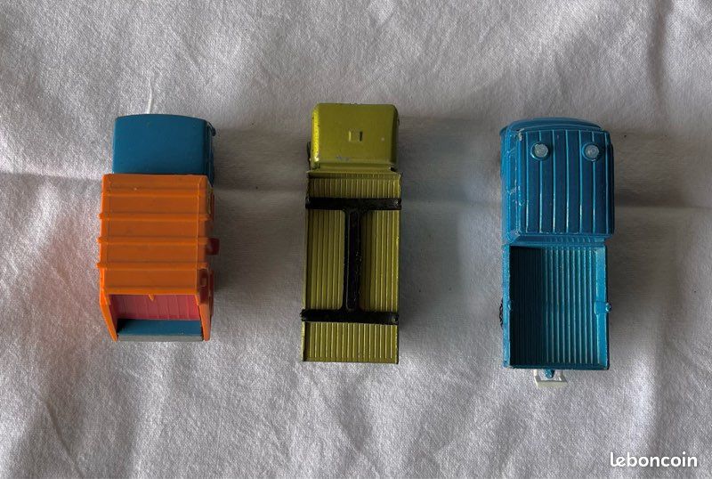 VOITURES MINIATURES LOT LESNEY / MATCHBOX / MAJORETTE / ETC