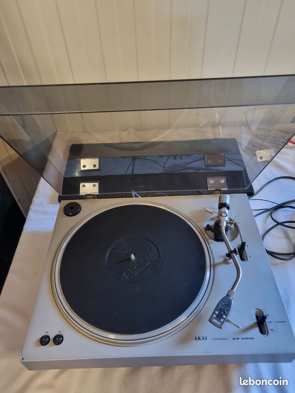 Moteur Akai AP-001C Pour Platine Vinyle – 220 Volts (#3) D'occasion