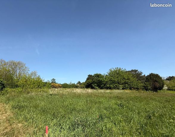Terrain 1027 m² LOCMIQUELIC