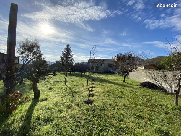 Terrain 724 m² Saint Privat