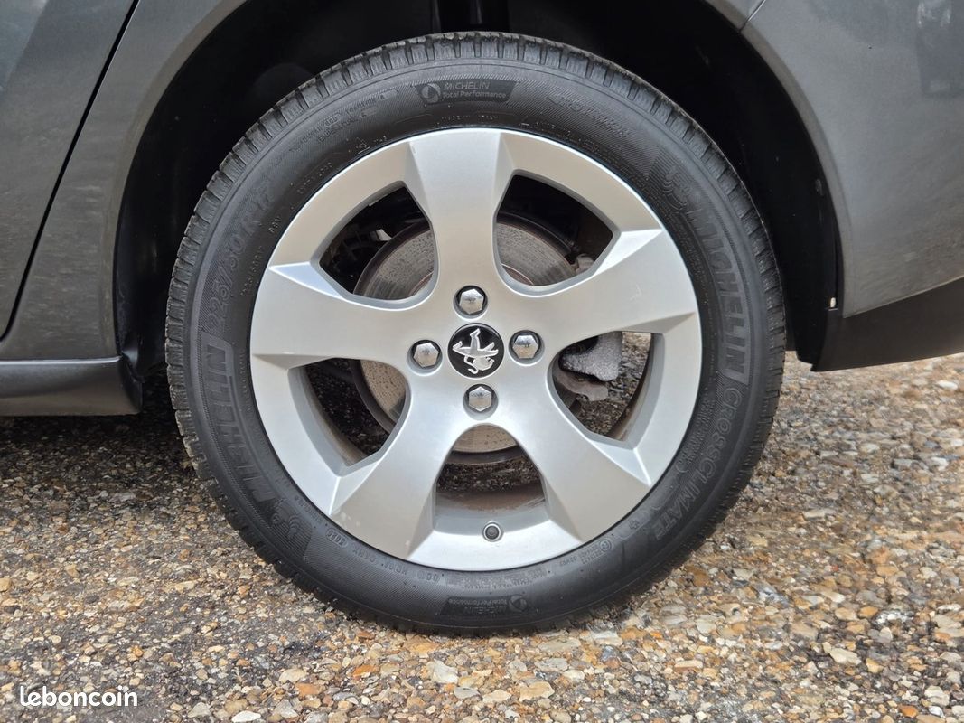 Peugeot 3008 1.6 HDI 115CH FAP BVM6 +1ERE MAIN +PROPRE +COURROIE NEUVE +GARANTIE (image 19)