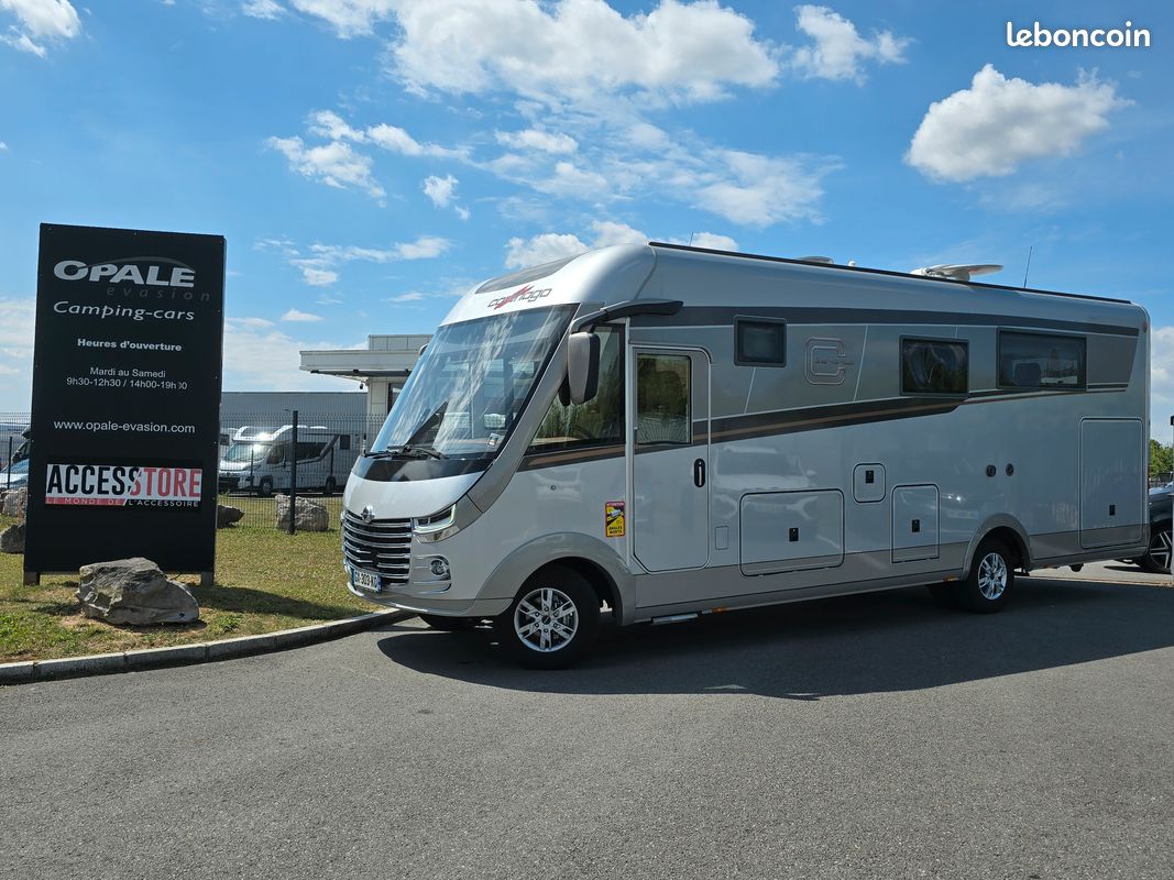 Carthago liner for two 53 l – iveco daily 205cv – boîte auto – liner premium – 2024 – 6500 km – disponible chez opale evasion 59 (image 1)