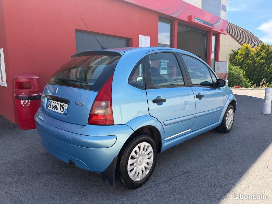 CITROEN C3 C3 1.4i Pack Ambiance (image 4)