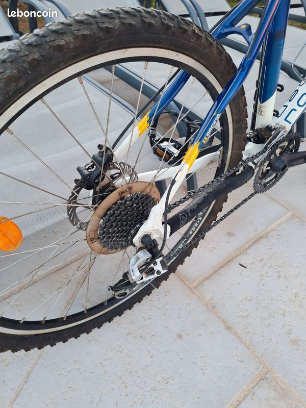 VTT rockrider 5XC racing 100% Mountain 6061 aluminium Vélos