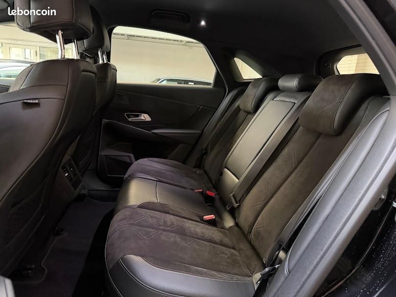 DS 7 Crossback 1.6 pure tech 180 EAT8 performance line + (image 17)