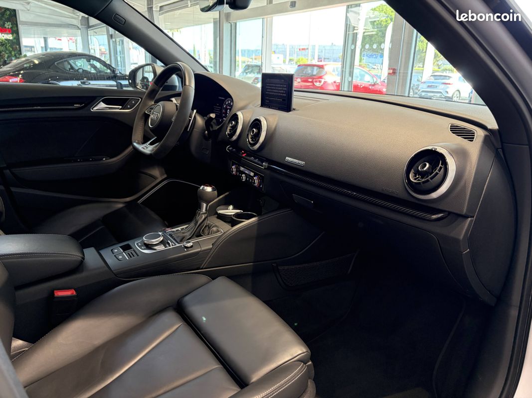 AUDI RS3 Sportback 2.5 TFSI 400 S tronic 7 Quattro (image 29)