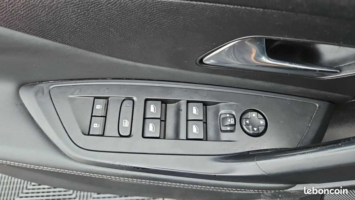 Peugeot 308 SW BLUEHDI 130CH SS EAT8 ALLURE (image 24)