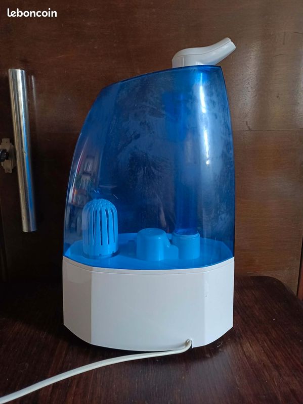 Humidificateur Top-Fill, 2L Humidificateur Ultrasonique Silencieux avec Thermo-Hygromètre Duple Buse 36 Heures Temps de Fonctionnement Arrêt Automatique 7 Types de Lumières pour Maison Chambre