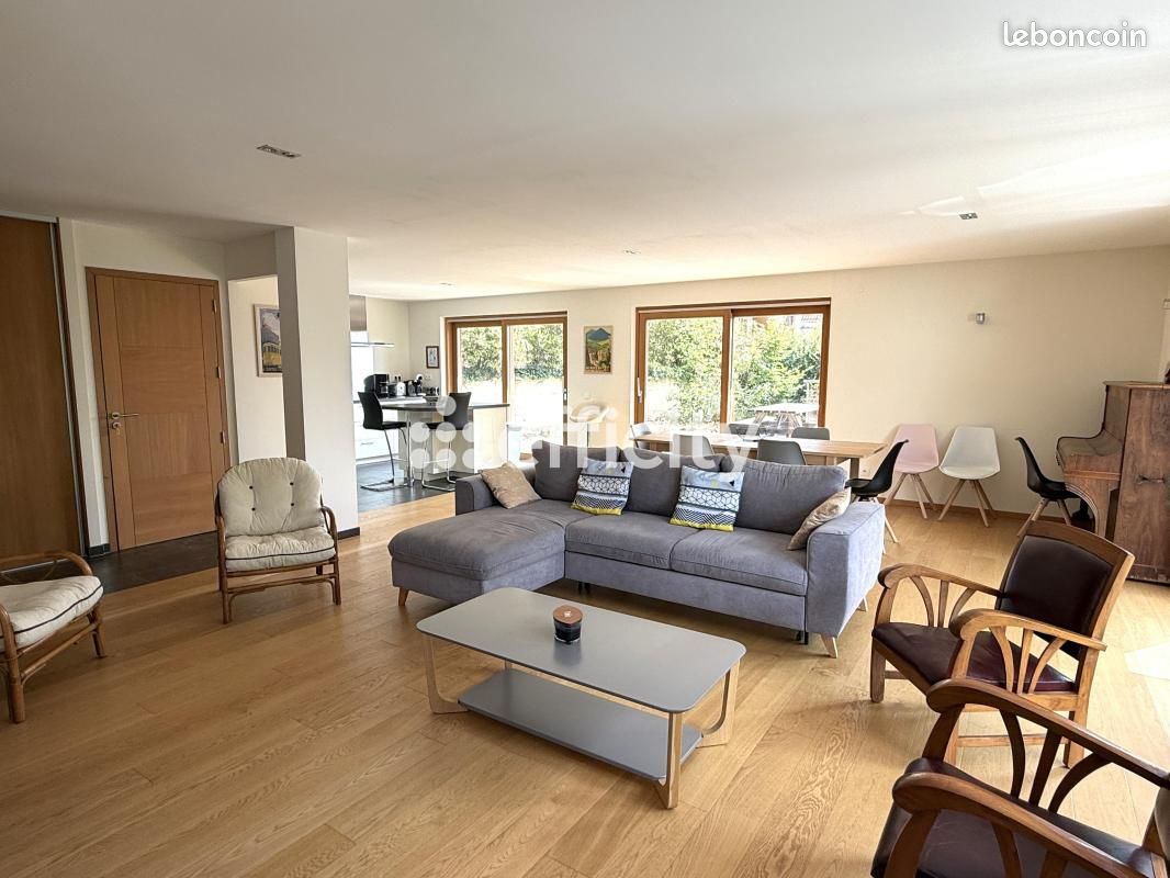 Maison 6 pièces 160 m² · à La Vancelle · 160 m² · 520 000 €