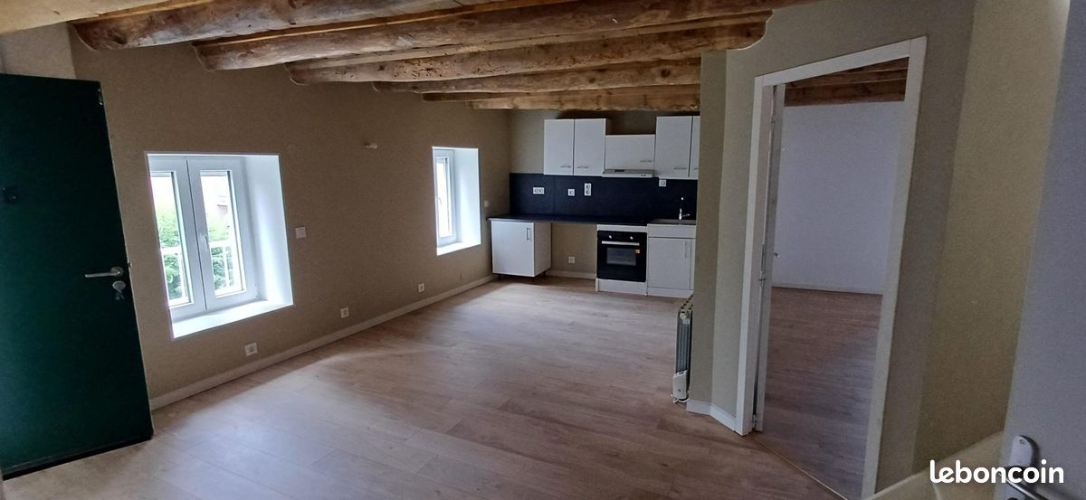 Appartement 3 pièces 40 m² · à Bas-en-Basset · 40 m² · 350 €/mois