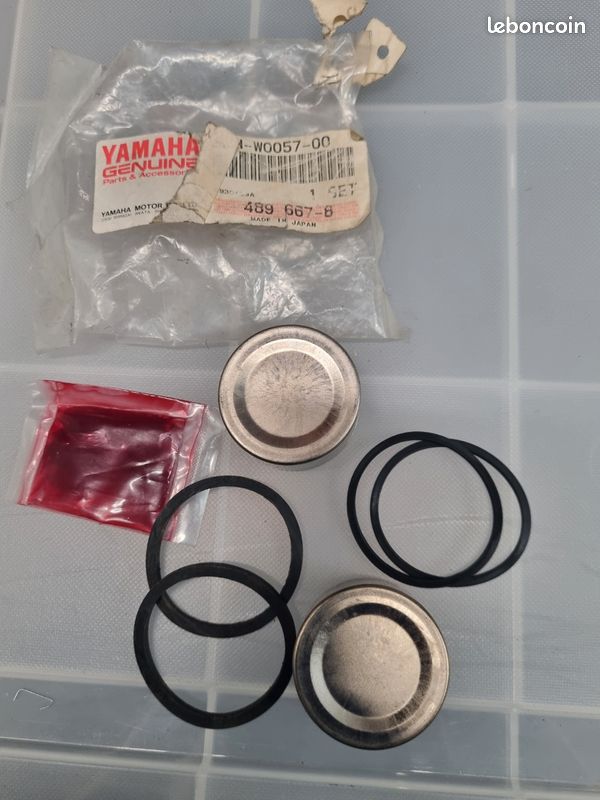 Ensemble Piston étrier arrière yamaha Xv 1000 XV 1100 XV 750 , XJ 600 , XVZ 1200, FZR 750 , XV 700 virago, RZ 350 , XJ 700 , (image 1)
