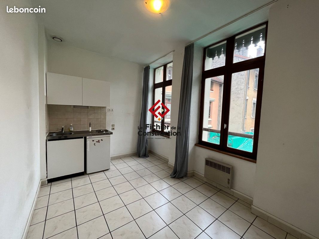 Appartement 1 pièce 15 m² · à Grenoble · 15 m² · 330 €/mois