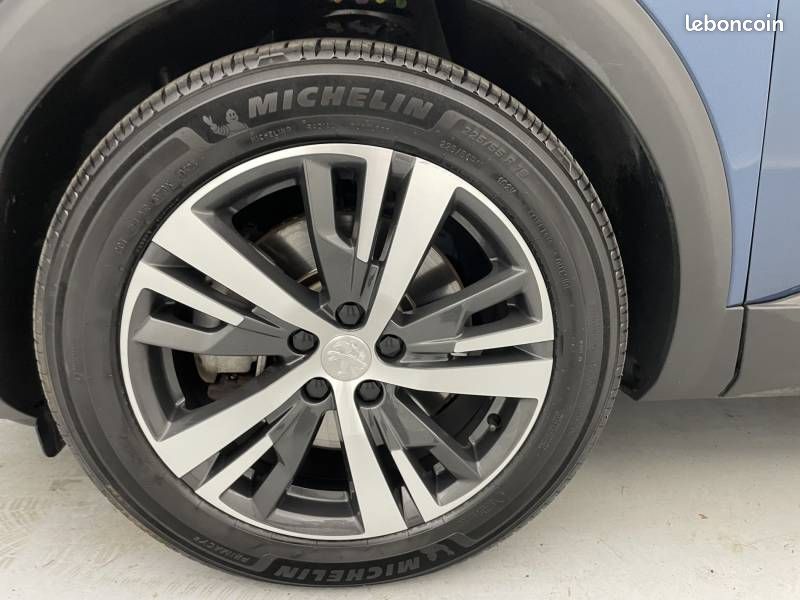 Peugeot 3008 Hybrid 225 e-EAT8 Roadtrip (image 17)