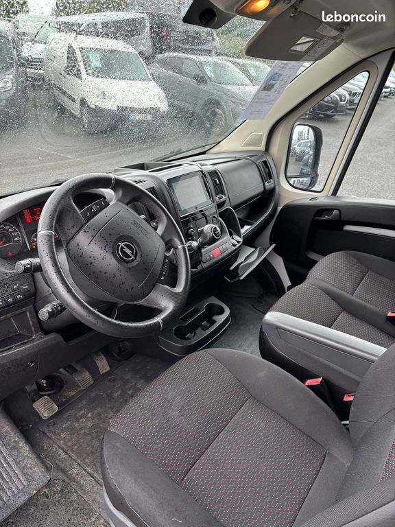 Opel Movano 2.2 Bluehdi 140 L1H1 (image 3)