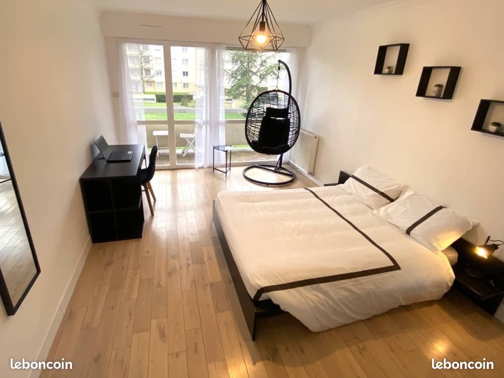 Appartement 5 pièces 90 m² · à Évry-Courcouronnes · 90 m² · 480 €